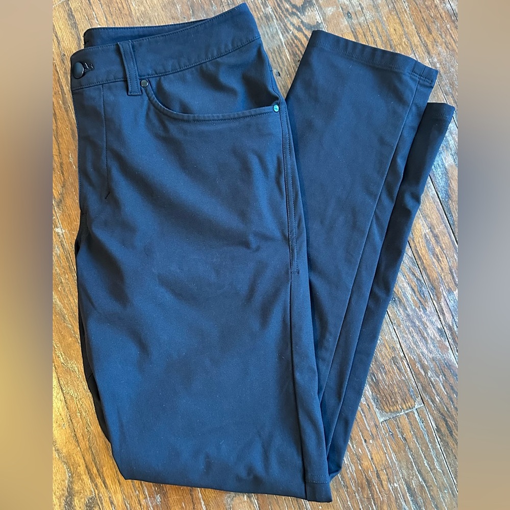 LULULEMON - Black ABC Pant Size 30